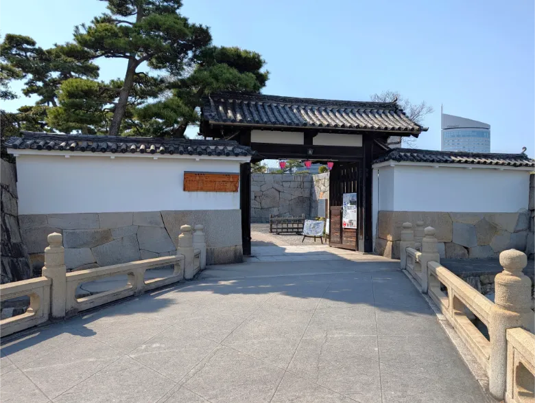 香川県高松市 高松城 太鼓門