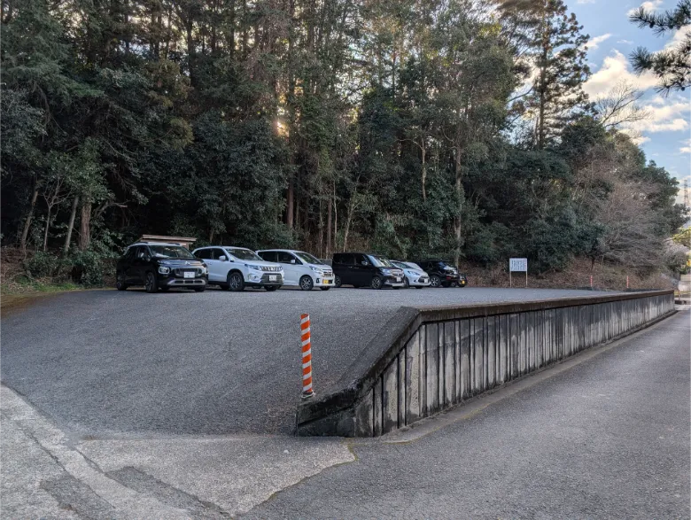 奈良県生駒市 長弓寺 駐車場
