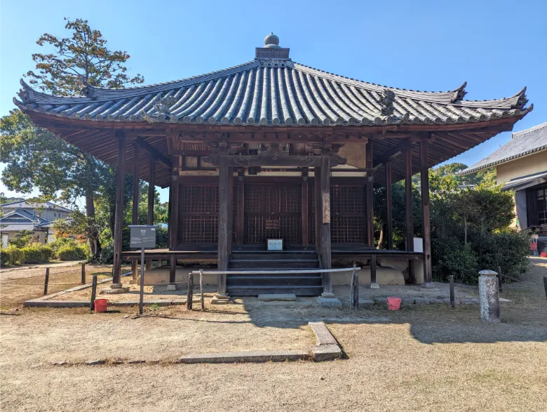 奈良県生駒郡斑鳩町 法起寺 聖天堂