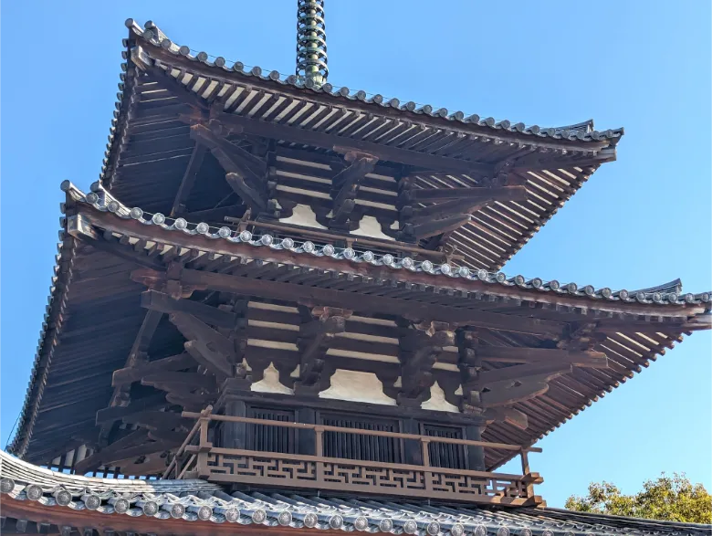 奈良県生駒郡斑鳩町 法起寺 三重塔