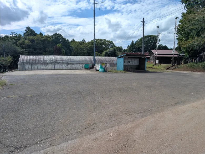 千葉県印西市 栄福寺 駐車場