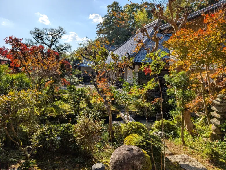 京都府木津川市 鹿背山西念寺