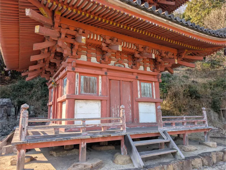 岡山県備前市 真光寺 三重塔