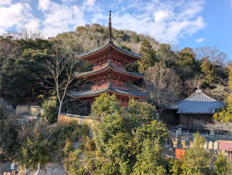 岡山県備前市 真光寺 三重塔