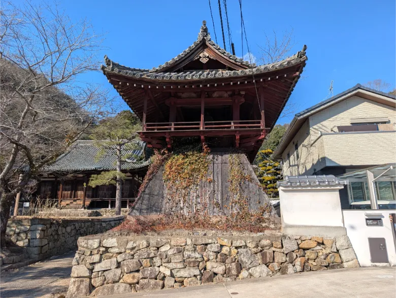 岡山県備前市 真光寺 鐘楼
