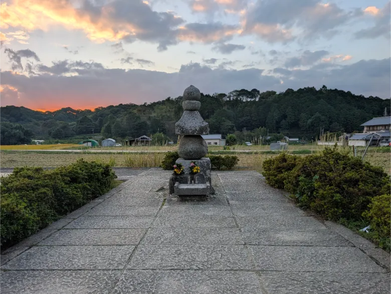 奈良県明日香村 蘇我入鹿の首塚